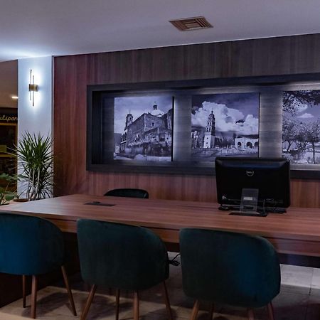 Best Western Plus Plaza Florida & Tower Irapuato Ngoại thất bức ảnh