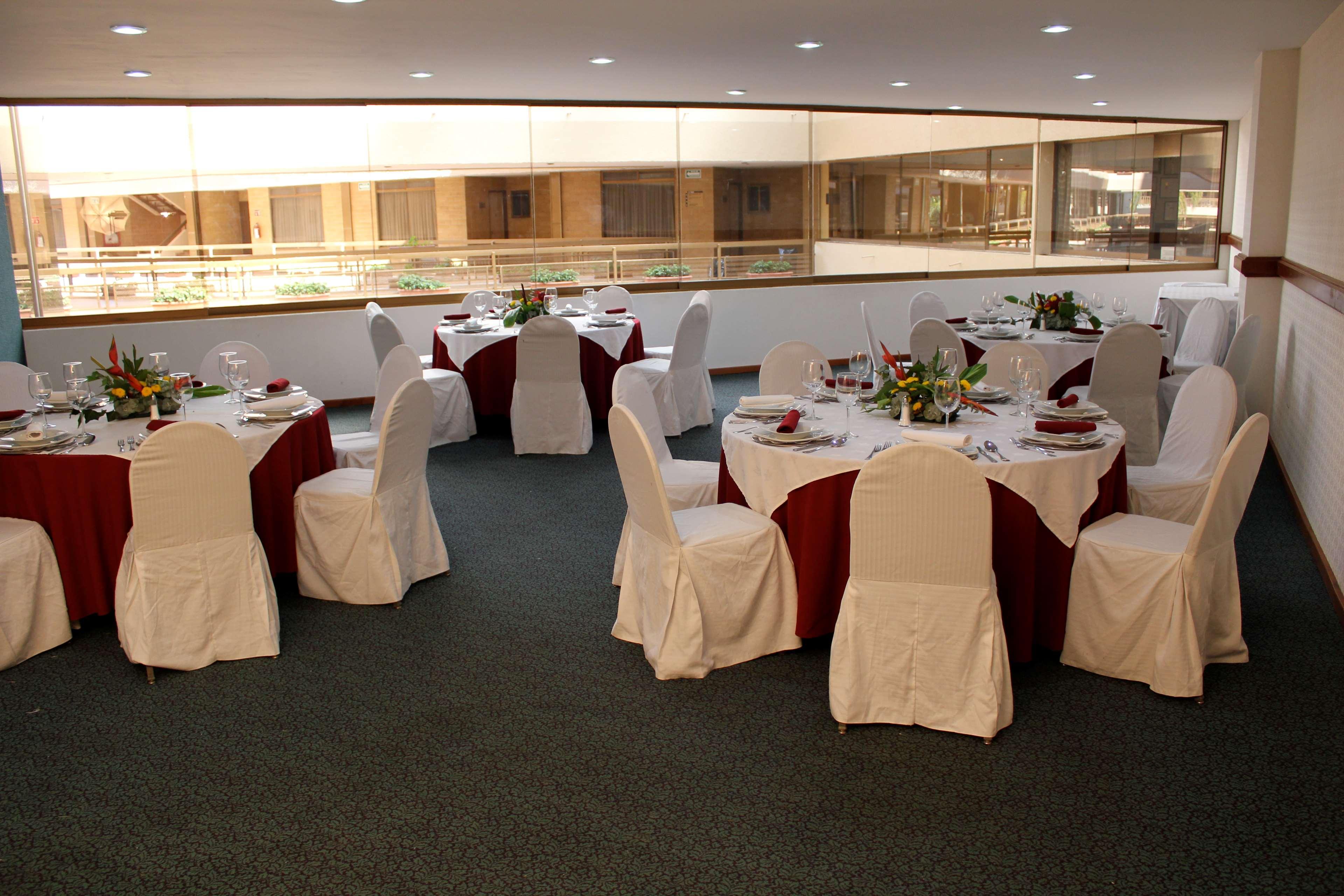 Best Western Plus Plaza Florida & Tower Irapuato Ngoại thất bức ảnh