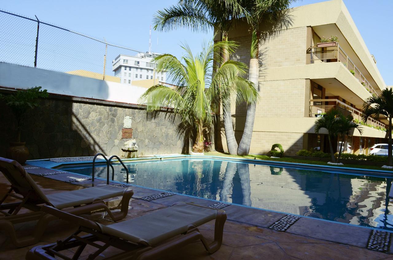Best Western Plus Plaza Florida & Tower Irapuato Ngoại thất bức ảnh