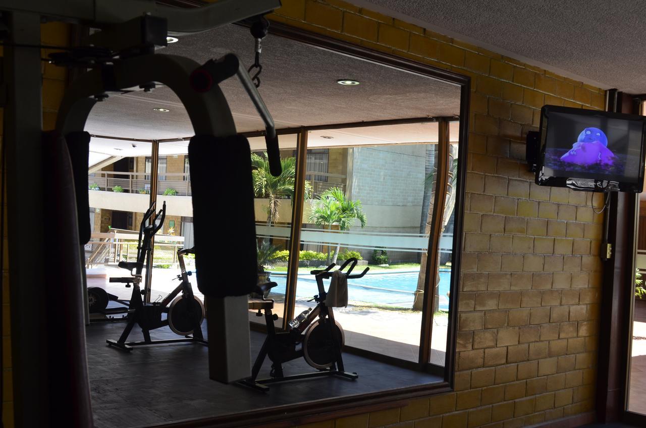 Best Western Plus Plaza Florida & Tower Irapuato Ngoại thất bức ảnh